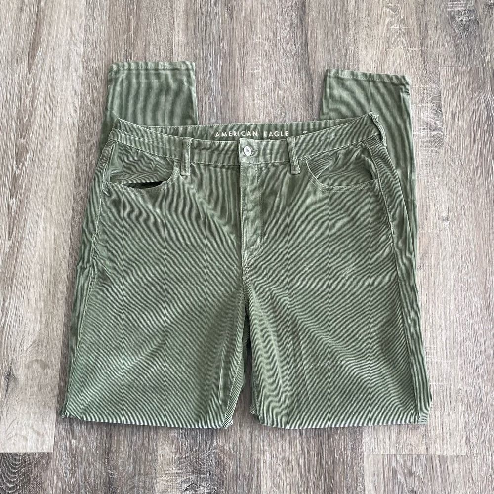 NWT American Eagle Stretch Green Corduroy High-Rise Jeggings - Size: 14 Long - Picture 6 of 7